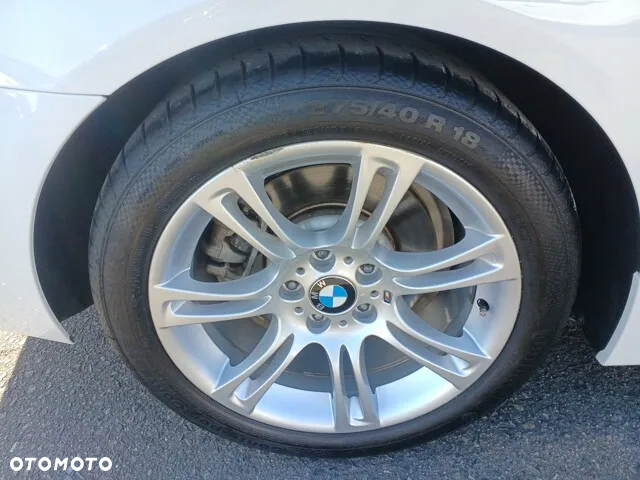 BMW Seria 5 528i Sport-Aut - 6