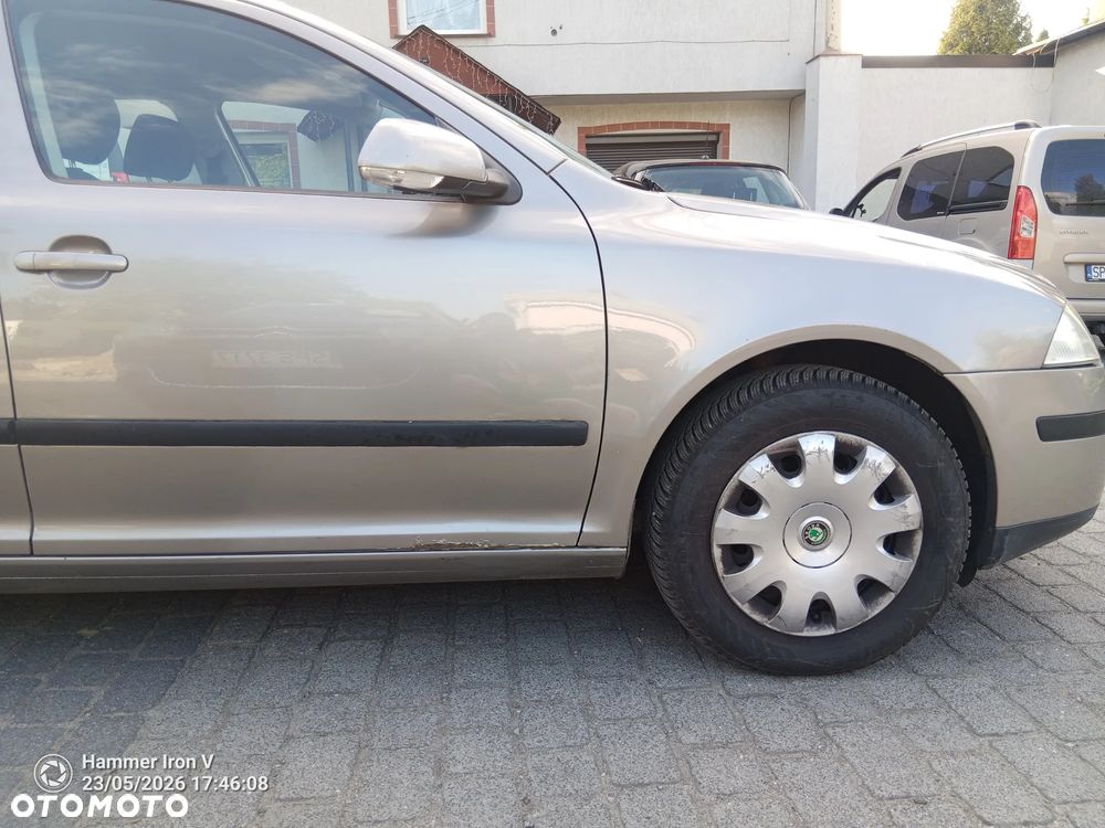 Skoda Octavia 1.6 Combi - 36