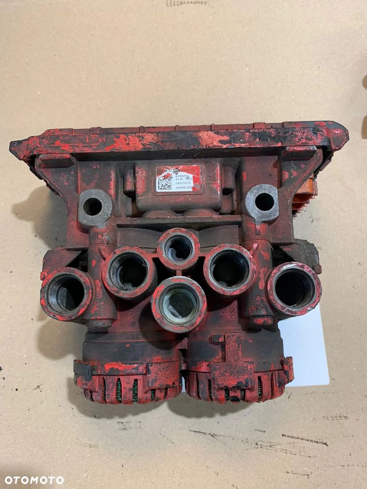 Modulator podwójny KNORR BREMSE MAN K050210 Zawór EBS - 4