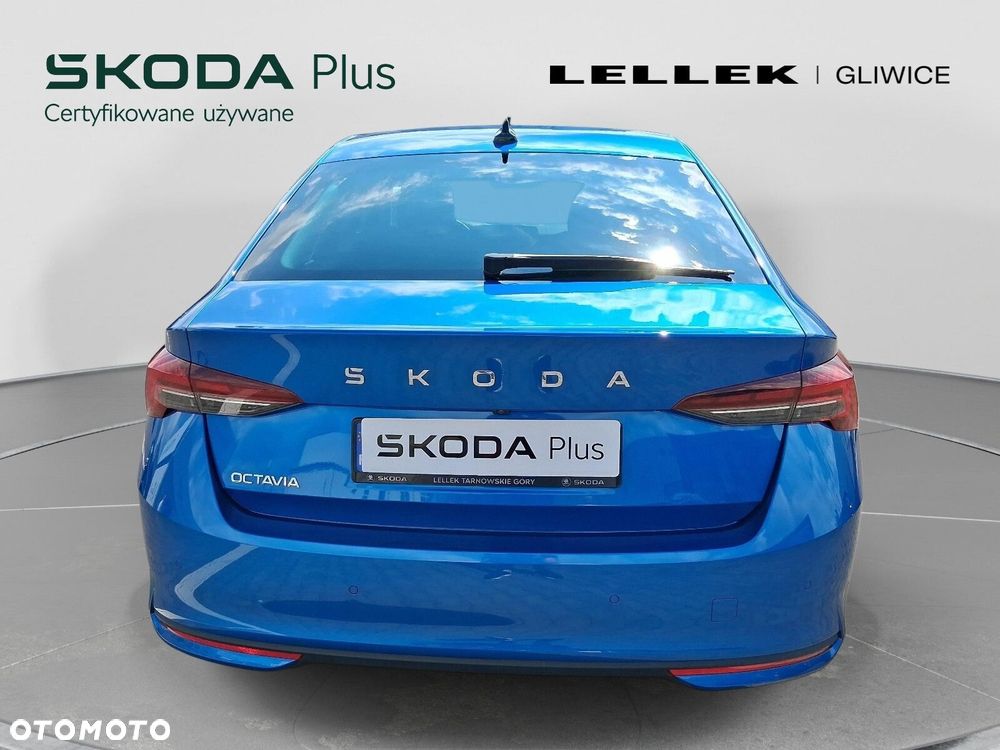 Skoda Octavia 1.5 TSI mHEV Selection DSG - 9