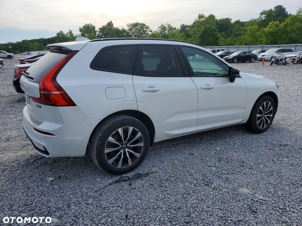 Volvo XC 60 - 4