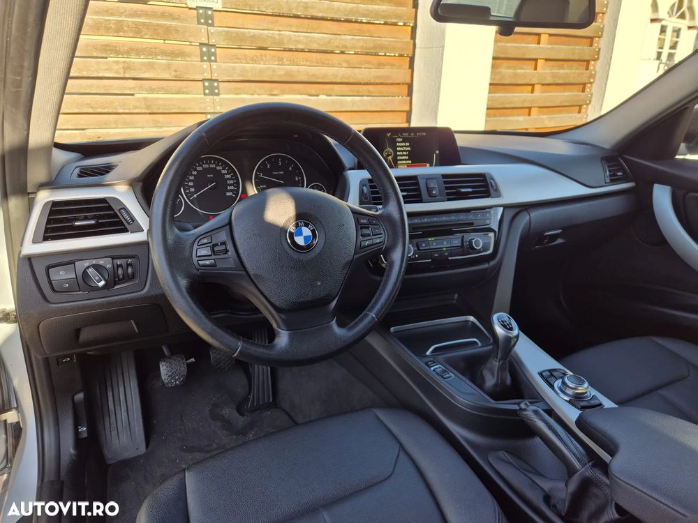 BMW Seria 3 316d - 8
