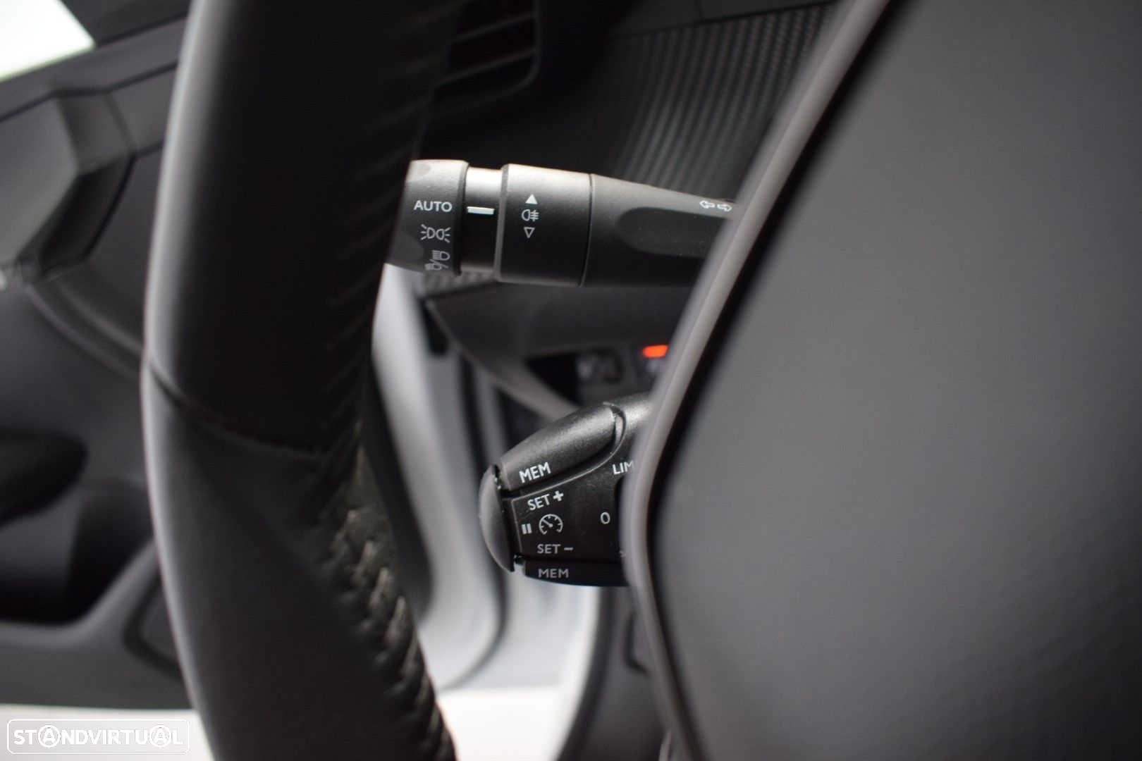 Peugeot 208 1.5 BlueHDi Active - 19