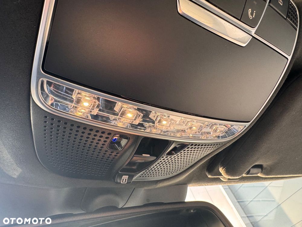 Mercedes-Benz Klasa S 350 d 4-Matic L 9G-TRONIC - 27