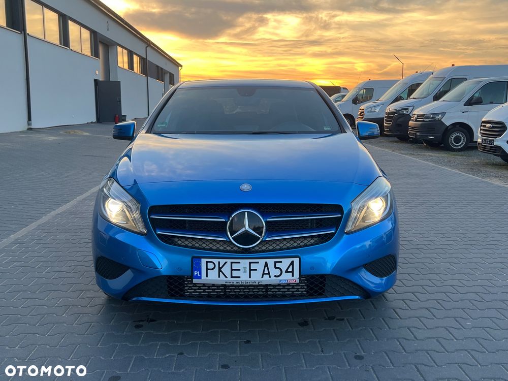 Mercedes-Benz Klasa A 180 7G-DCT AMG Line - 4