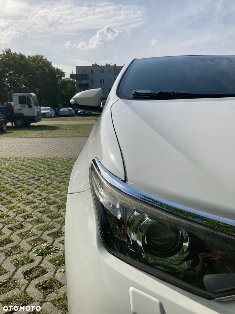 Toyota Auris 1.8 VVT-i Hybrid Automatik Edition - 7