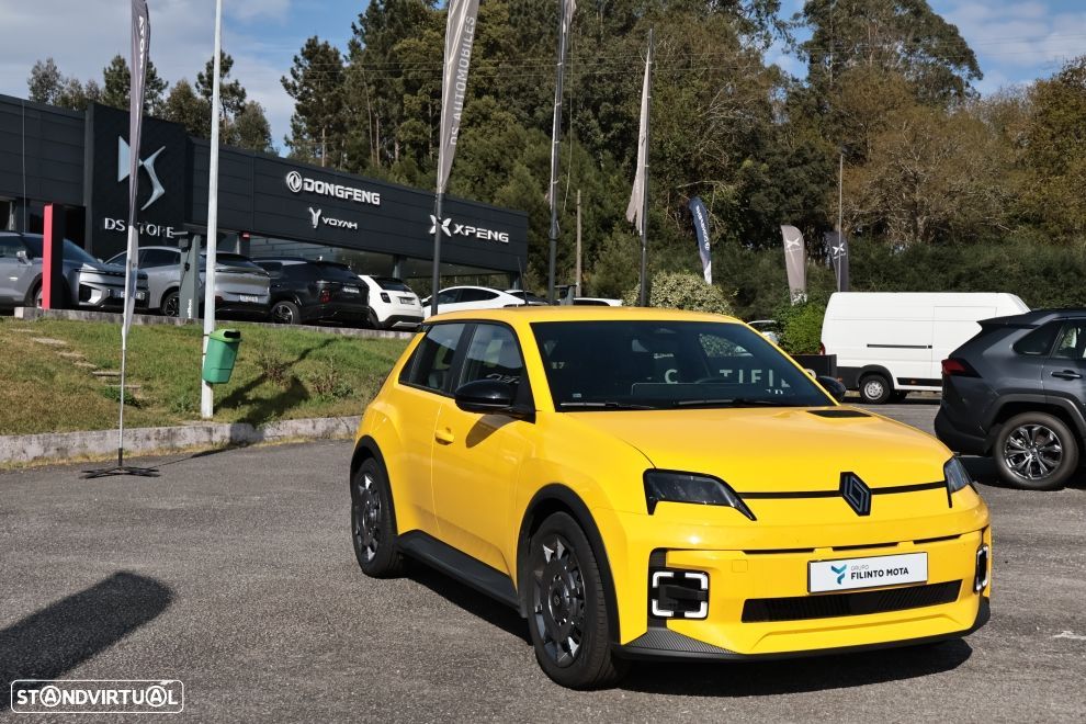 Renault 5 E-Tech 40 kWh Evolution Autonomia Urbana - 2
