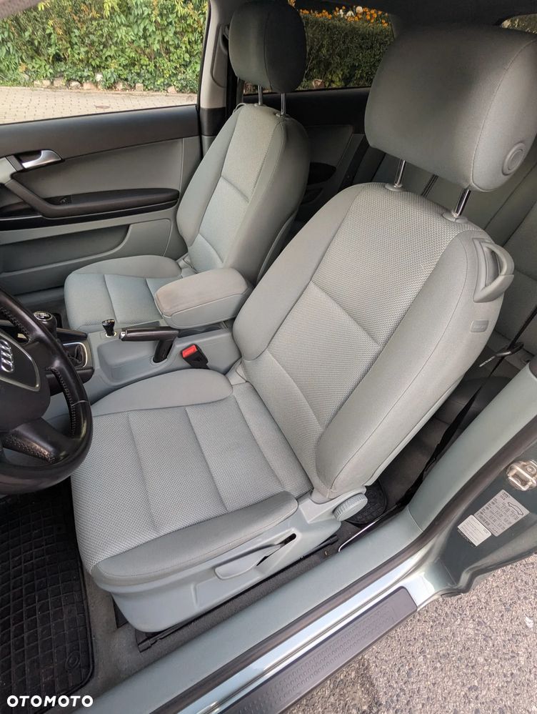 Audi A3 3-drzwiowe 2.0 TDI DPF Attraction - 26
