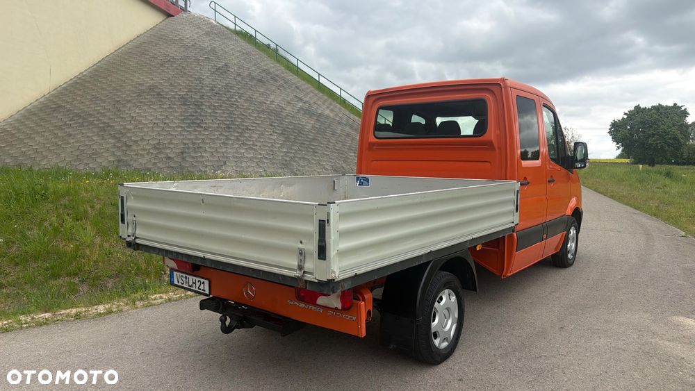 Mercedes-Benz Sprinter - 12