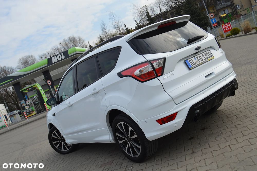 Ford Kuga 1.5 EcoBoost 2x4 ST-Line - 21