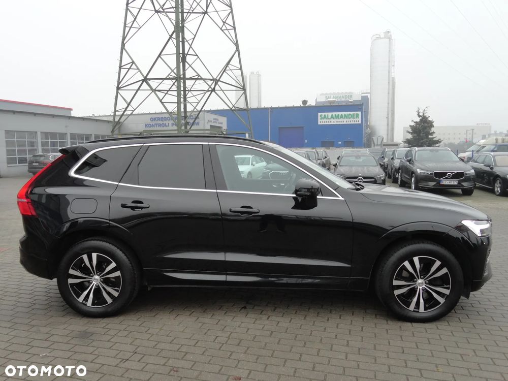 Volvo XC 60 B4 D Geartronic Momentum - 28