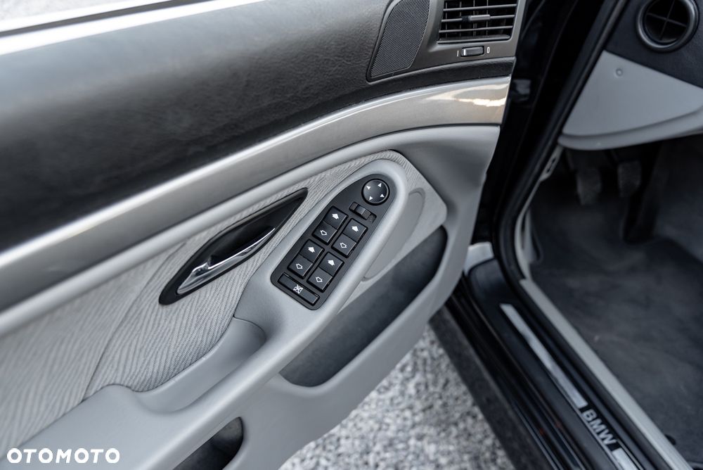 BMW Seria 5 - 18