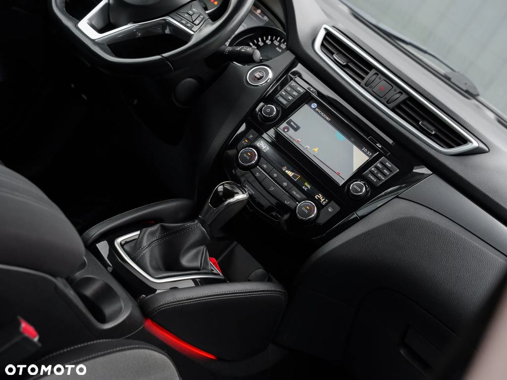 Nissan Qashqai 1.2 DIG-T N-Connecta Xtronic - 22