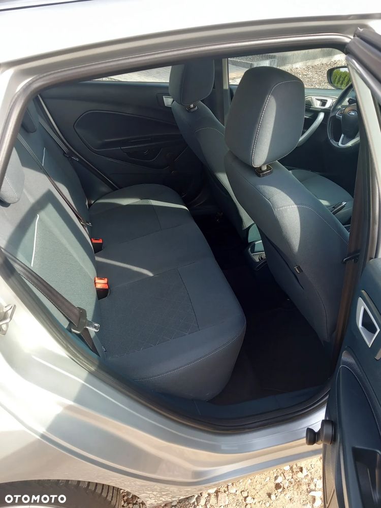 Ford Fiesta 1.25 Ambiente - 14