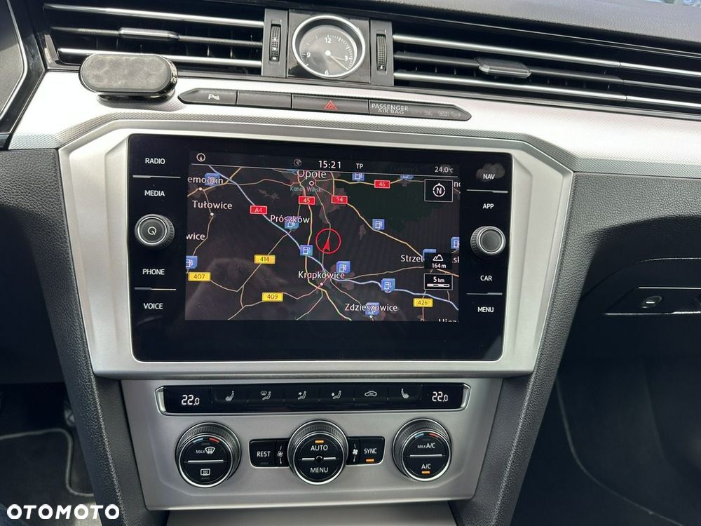 Volkswagen Passat Variant 2.0 TDI BMT Comfortline - 26