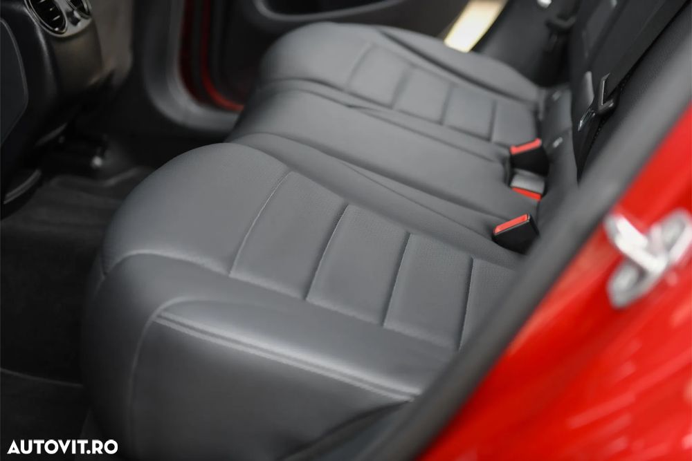 Mercedes-Benz GLC - 23