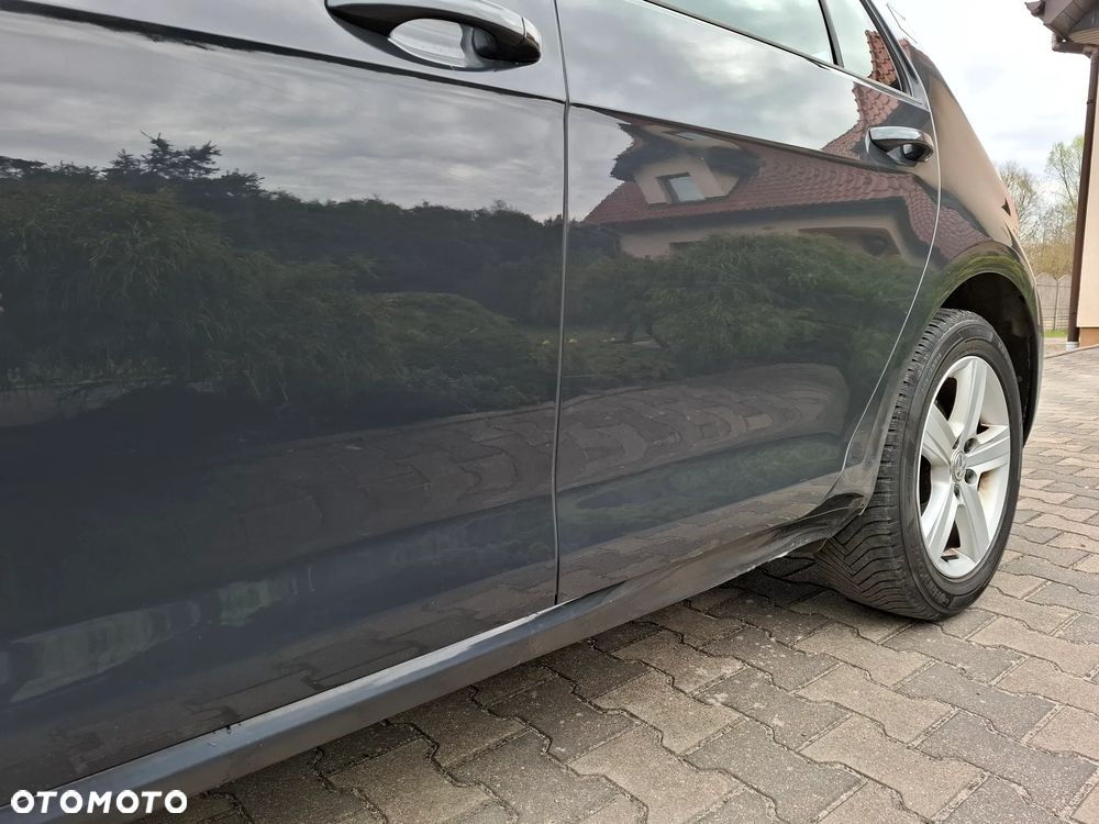 Volkswagen Golf - 11