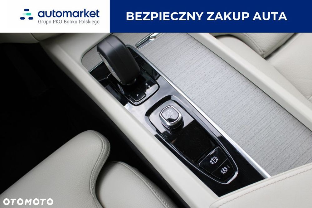 Volvo XC 60 B4 D AWD Plus Bright - 16