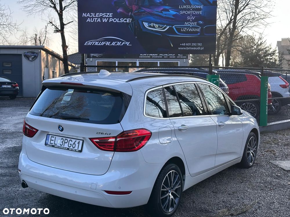 BMW Seria 2 218d - 10