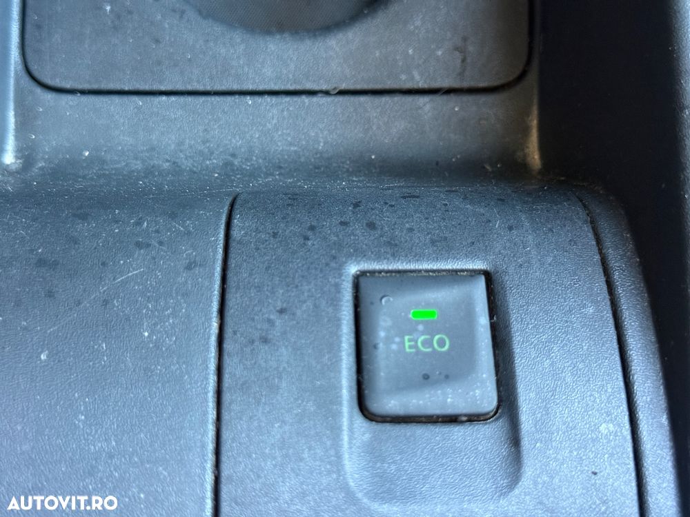 Renault Kangoo ENERGY dCi 90 FAP Start & Stop EXPERIENCE - 11