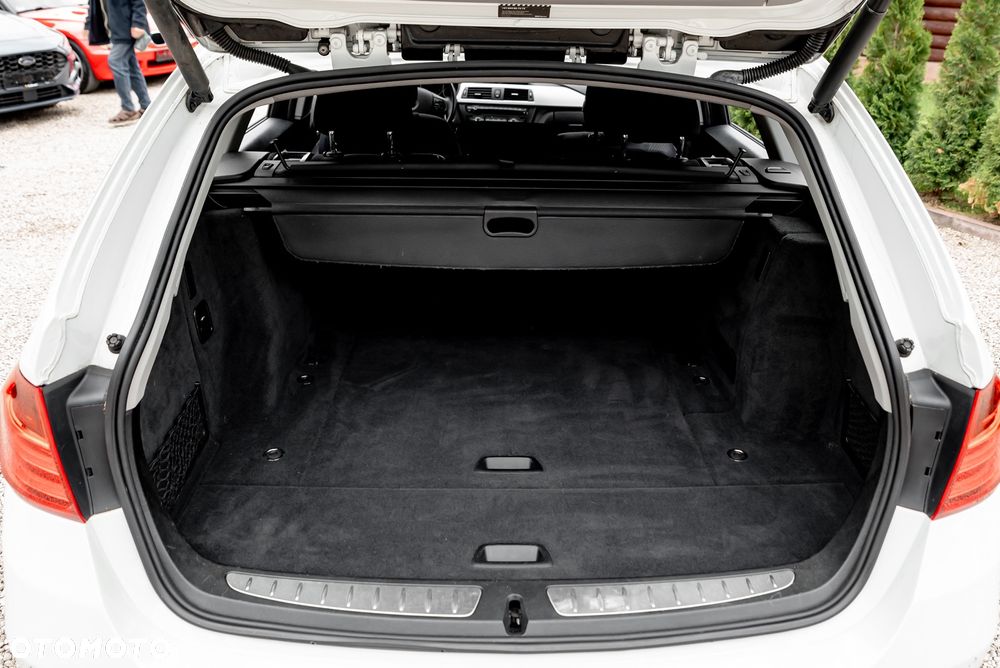 BMW Seria 3 316d - 20