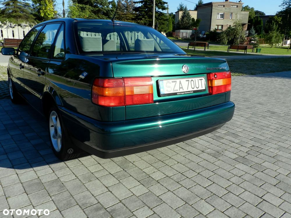 Volkswagen Passat - 8