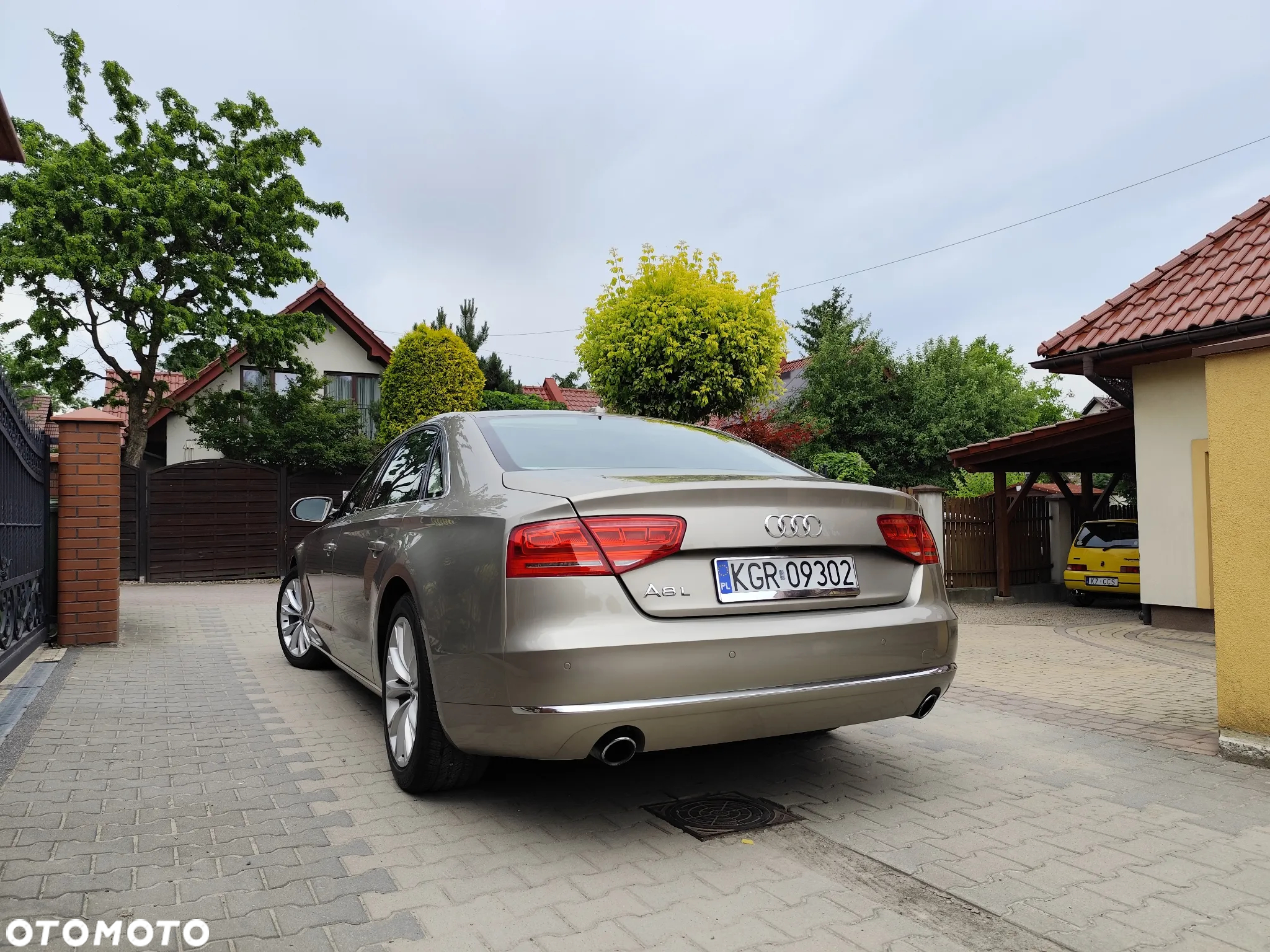 Audi A8 - 5