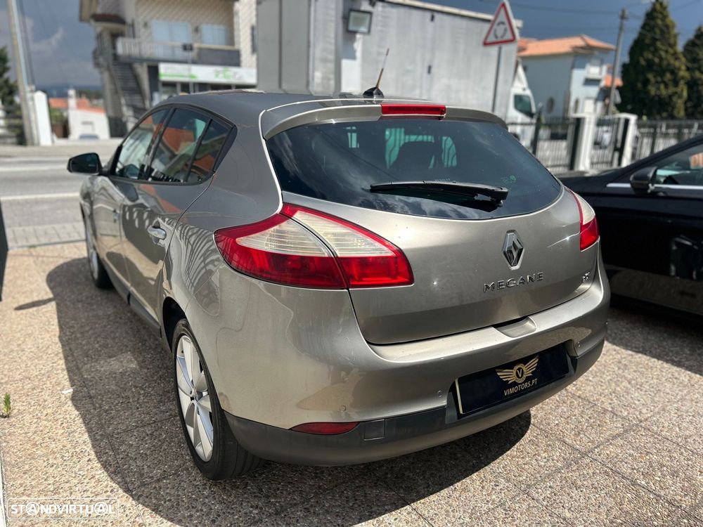 Renault Mégane 1.5 dCi Dynamique - 9