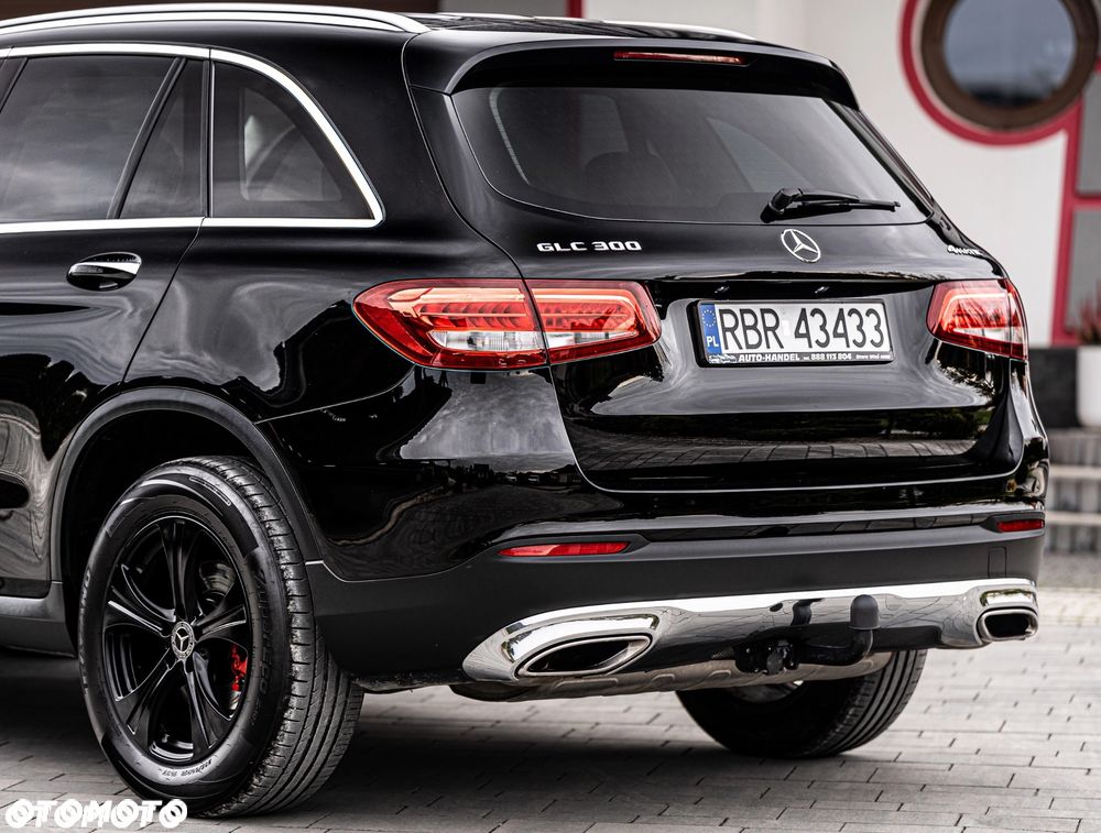 Mercedes-Benz GLC - 18