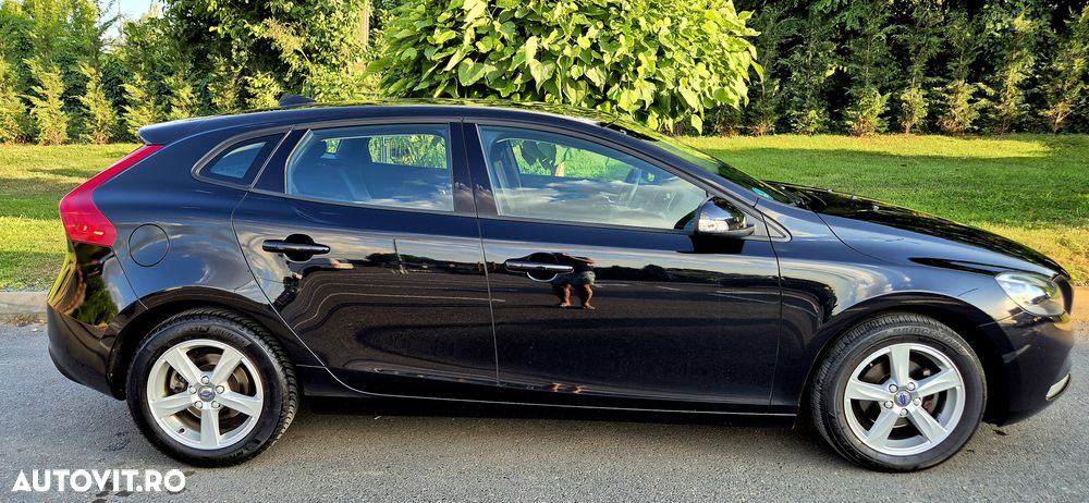 Volvo V40 D2 94g Kinetic - 2