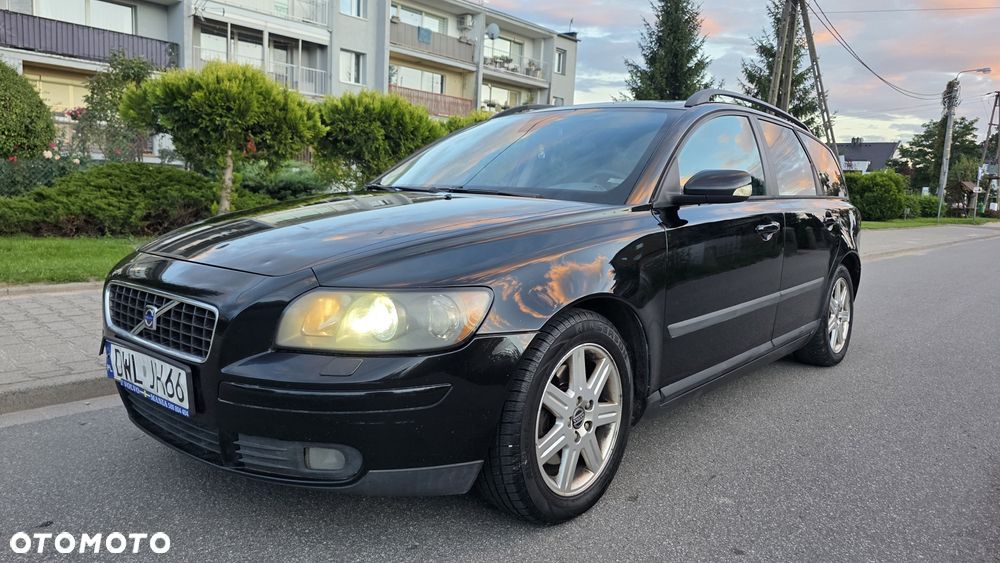 Volvo V50 - 1