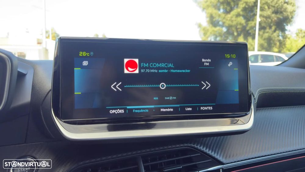 Peugeot e-2008 50 kWh GT - 27