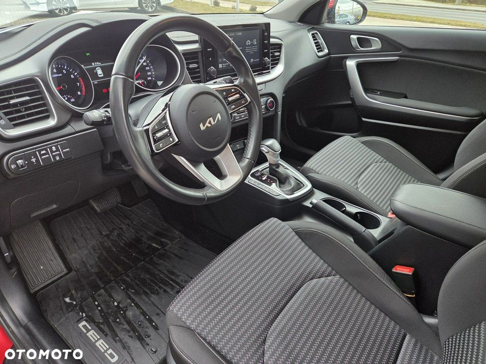 Kia Ceed 1.5 T-GDI M DCT - 29