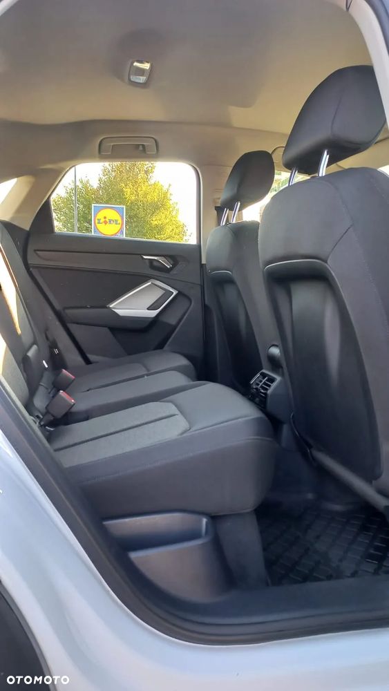 Audi Q3 35 TFSI S tronic - 17