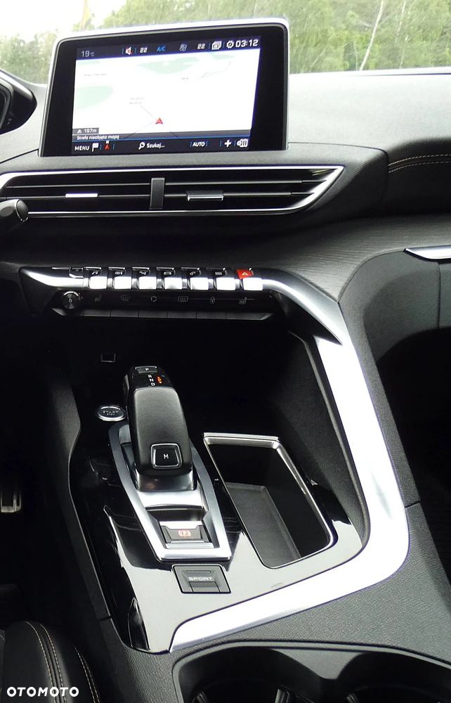 Peugeot 5008 1.5 BlueHDi Allure S&S EAT8 - 29