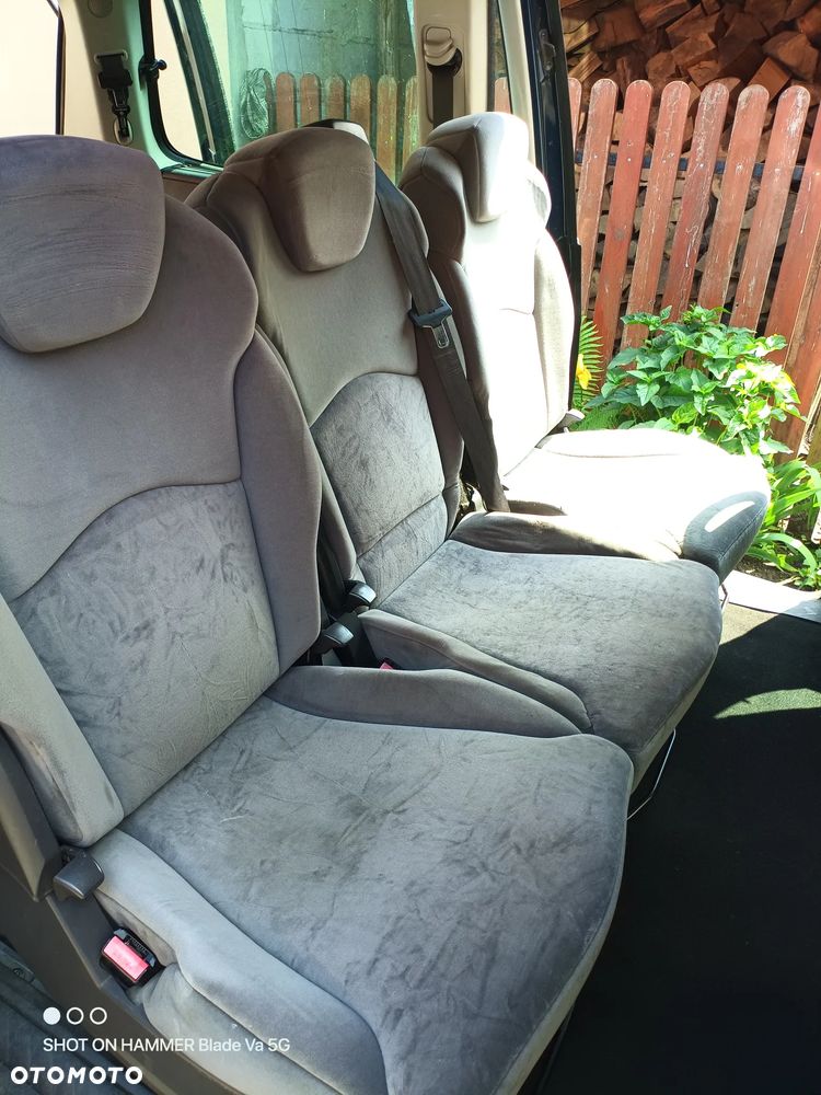 Citroën C8 2.0 HDi Exclusive - 25