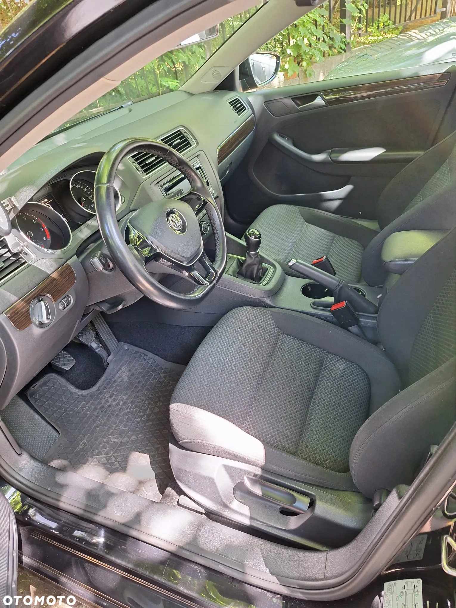 Volkswagen Jetta 1.4 TSI BMT Trendline - 10