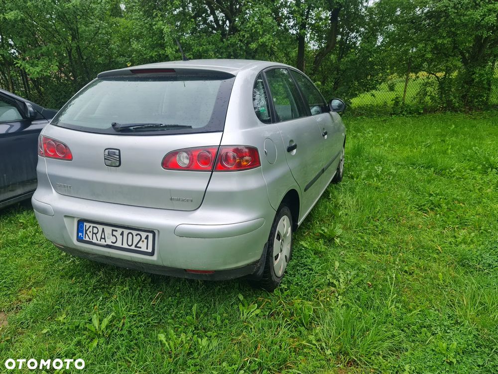 Seat Ibiza 1.4 16V Signo - 3