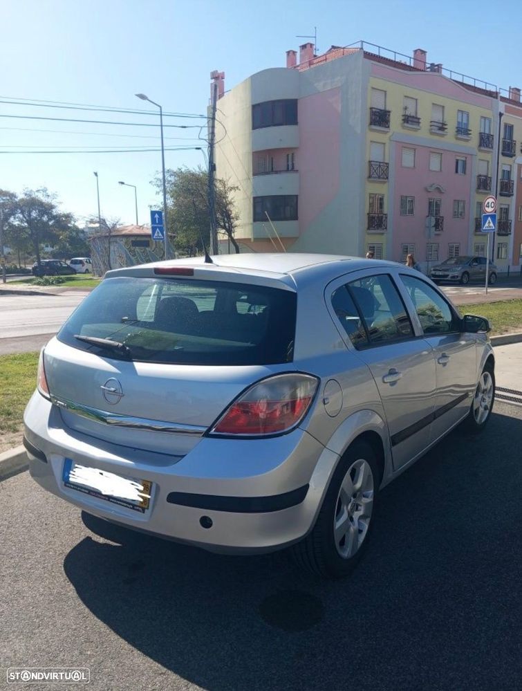 Opel Astra 1.4 Cosmo - 4