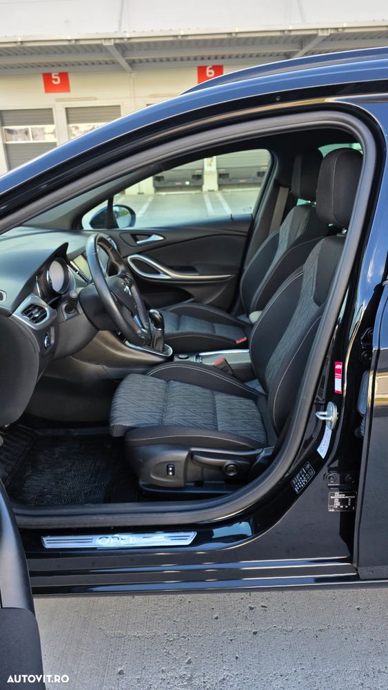 Opel Astra 1.2 Turbo Start/Stop Business Elegance - 3