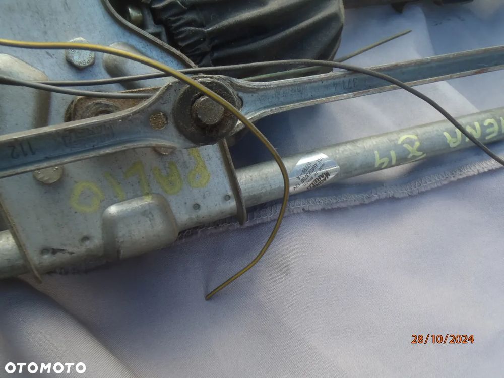 mechanizm ramiona cięgna cięgno trzpień frez wycieraczek silniczek fiat bravo brava merea multipla palio siena  ORYGINAL  JAK NOWY. posiadam wszystkie części - 3