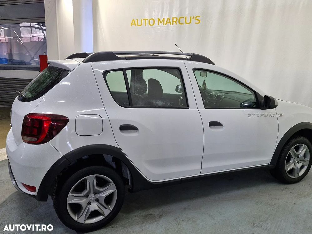 Dacia Sandero Stepway ECO-G 100 MT6 Essential - 6
