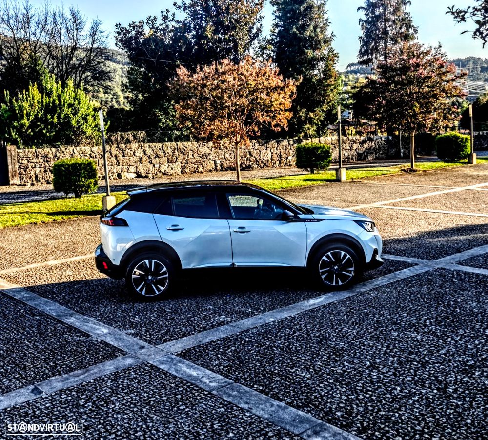 Peugeot 2008 1.5 BlueHDi GT Line - 32