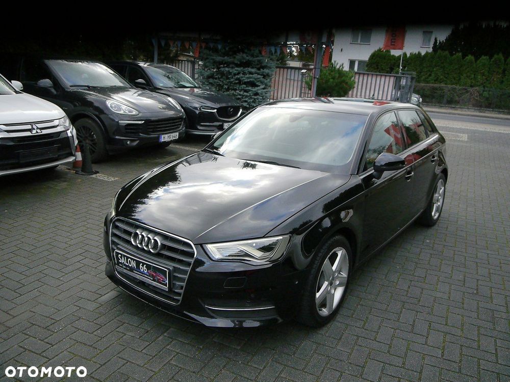 Audi A3 Sportback - 3
