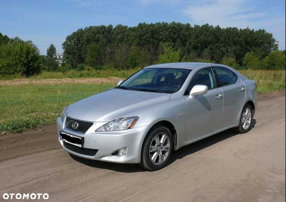 Lexus IS - 1