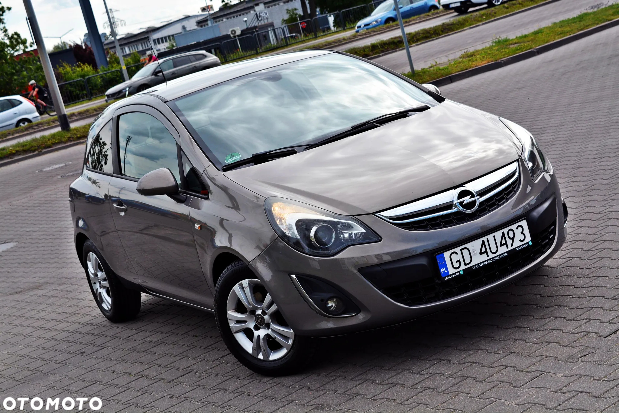 Opel Corsa 1.4 16V Automatik Navi - 2
