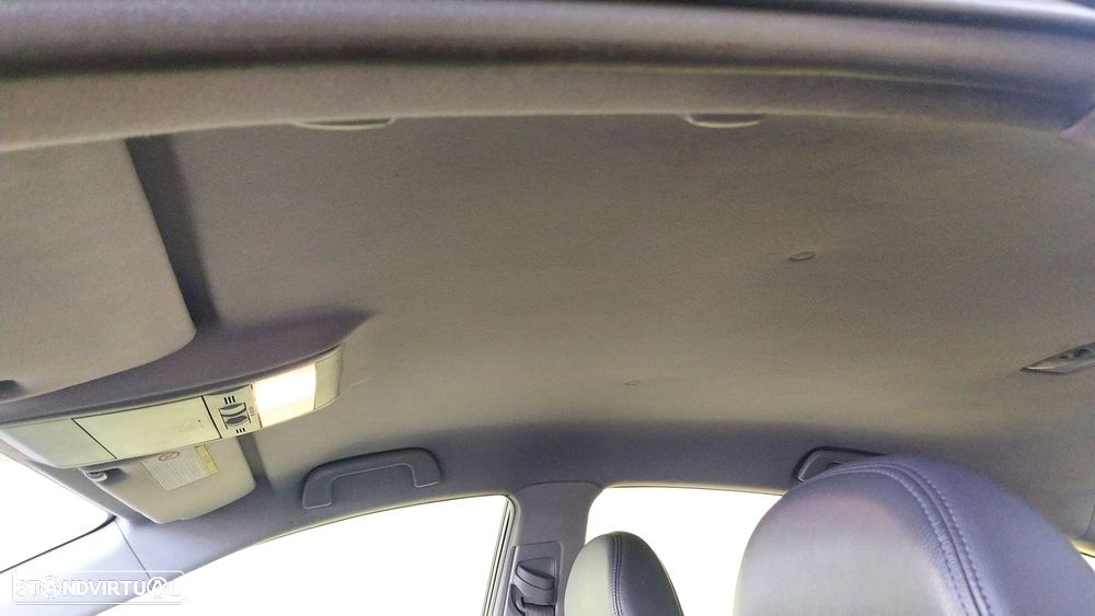 Toyota Prius 1.5 VVT-i HSD Sol - 18