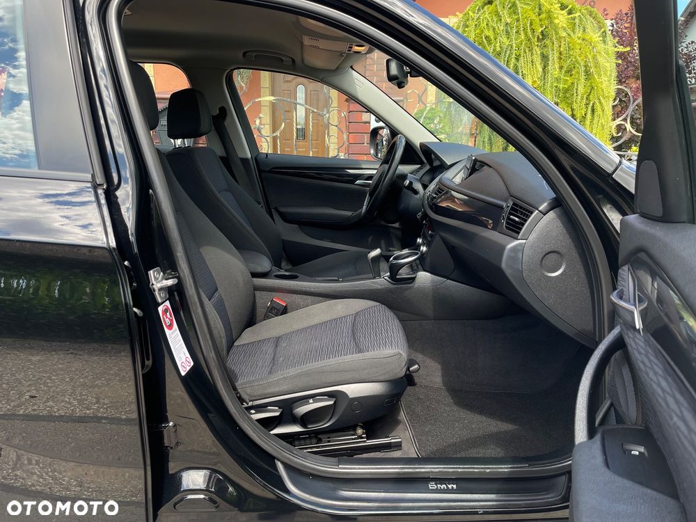 BMW X1 sDrive18d xLine - 26
