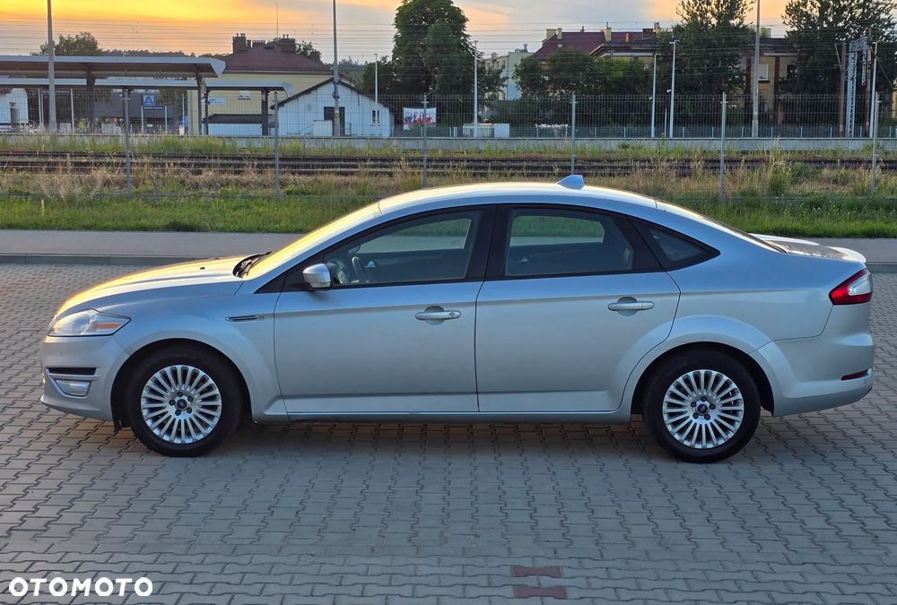 Ford Mondeo 2.0 TDCi Titanium - 4