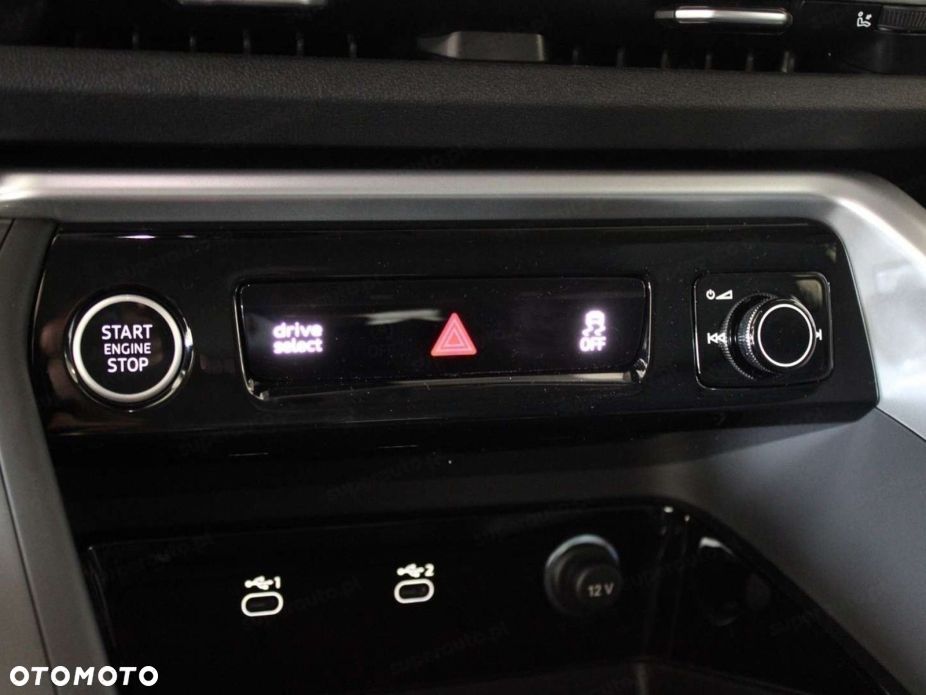 Audi Q5 Sportback - 12